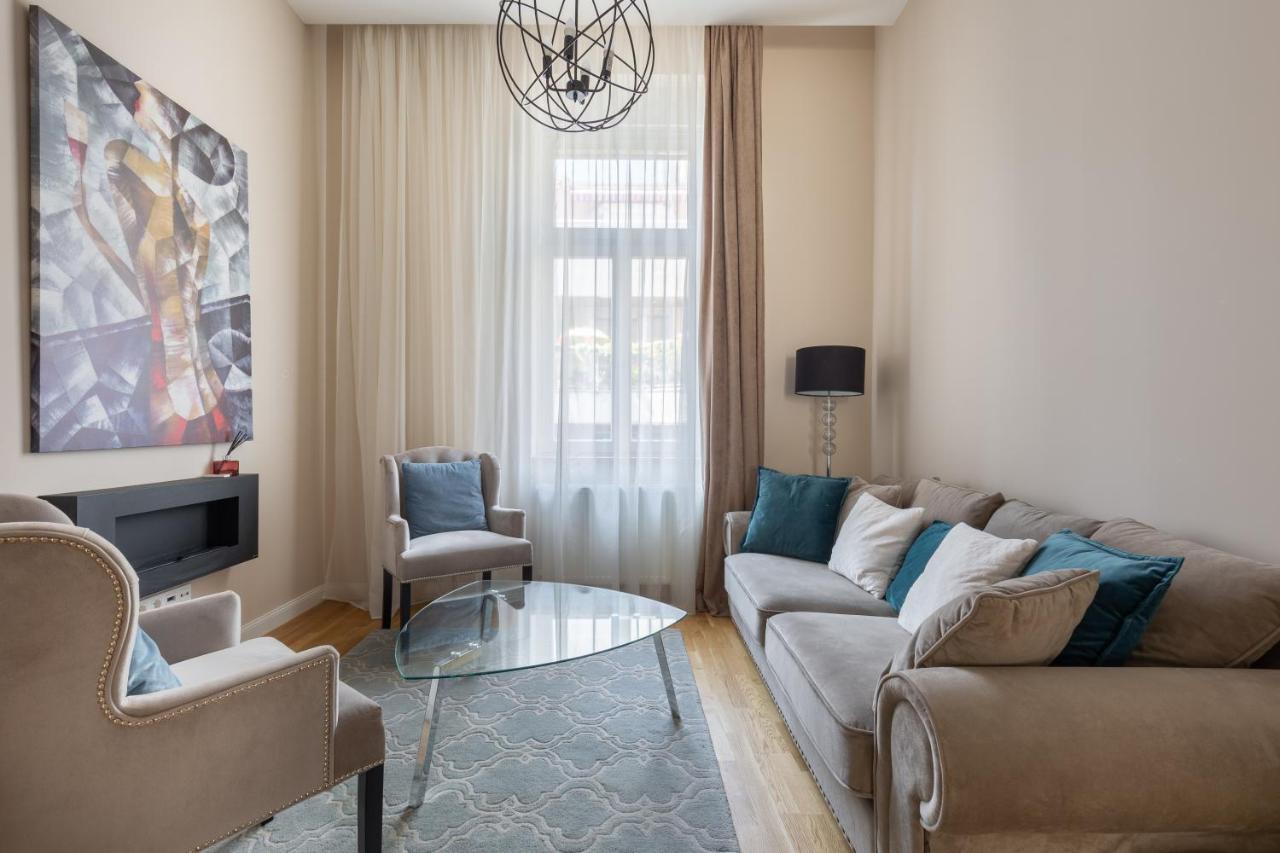 Lovely 2-Bedroom Apartment At The Vaci Street بودابست المظهر الخارجي الصورة